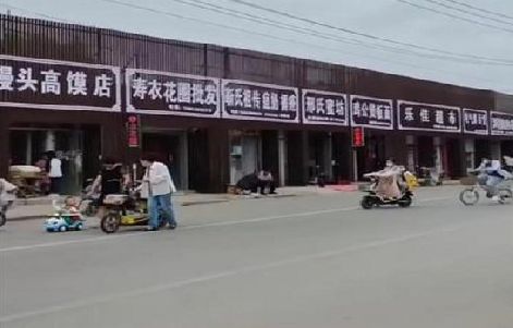 巴塘政府规划的统一招牌样式有哪些？